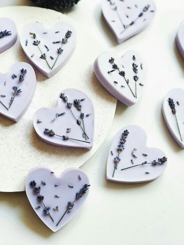 Handcrafted Wax Sachet (Lavender)